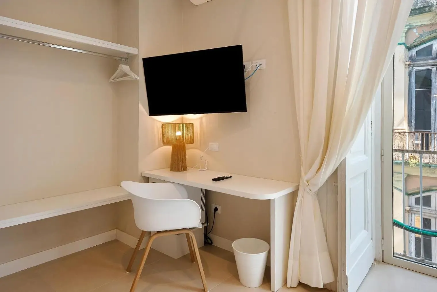 Bed & Breakfast Residenza Sansevero - Dimore Partenopee Naples Italy